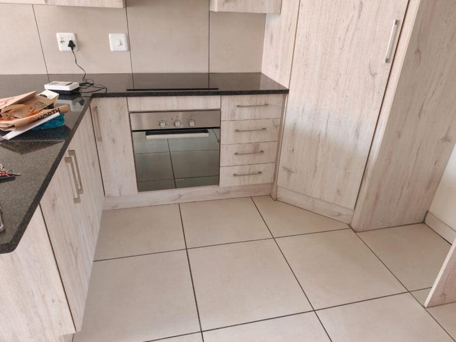 To Let 2 Bedroom Property for Rent in Ngwenya River Estate North West